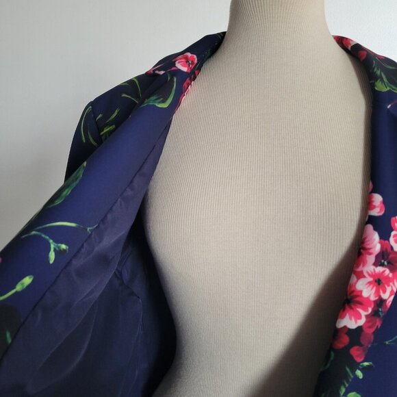 Eloquii Blue Floral Women’s Crepe Blazer (Size:16) - Picture 6 of 16